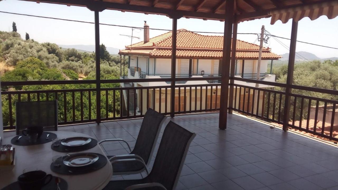Balcony With View Villa Korifászi Kültér fotó
